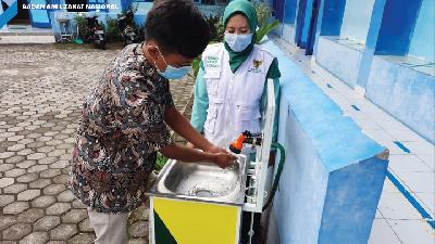Penyerahan bantuan Wastafel ke Sekolah dan Ponpes di Daerah Istimewa Yogyakarta.