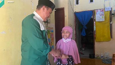 Program peduli anak yatim yang digelar Peserta Beasiswa Cendekia BAZNAS UIN Alauddin Makassar (UINAM) diiisi berbagai kegiatan positif pada Minggu 25 April 2021.
