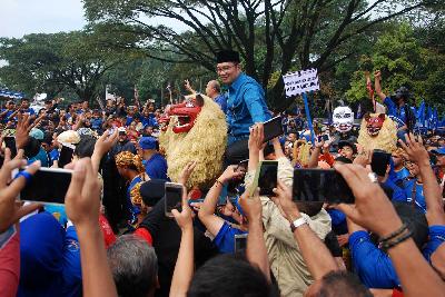 Ridwan Kamil saat dideklarasikan sebagai calon Gubernur Jawa Barat oleh Partai Nasional Demokrat di Bandung, Minggu, 19 Maret 2017. TEMPO/Prima Mulia