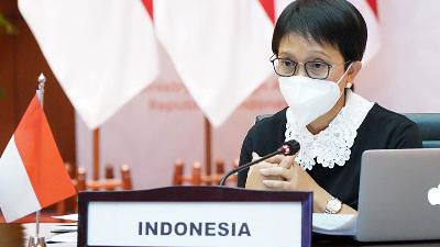 Indonesian Foreign Affairs Minister Retno Marsudi chaired the fifth virtual COVAX AMC Engagement Group (EG) meeting with Ethiopia’s Minister of Health Lia Tadesse and Canadian Minister of International Development Karina Gould on July 12.
kemlu.go.id
