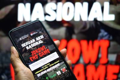 Poster ajakan unjuk rasa "Jokowi End Game" yang beredar melalui media sosial. TEMPO/Nita Dian