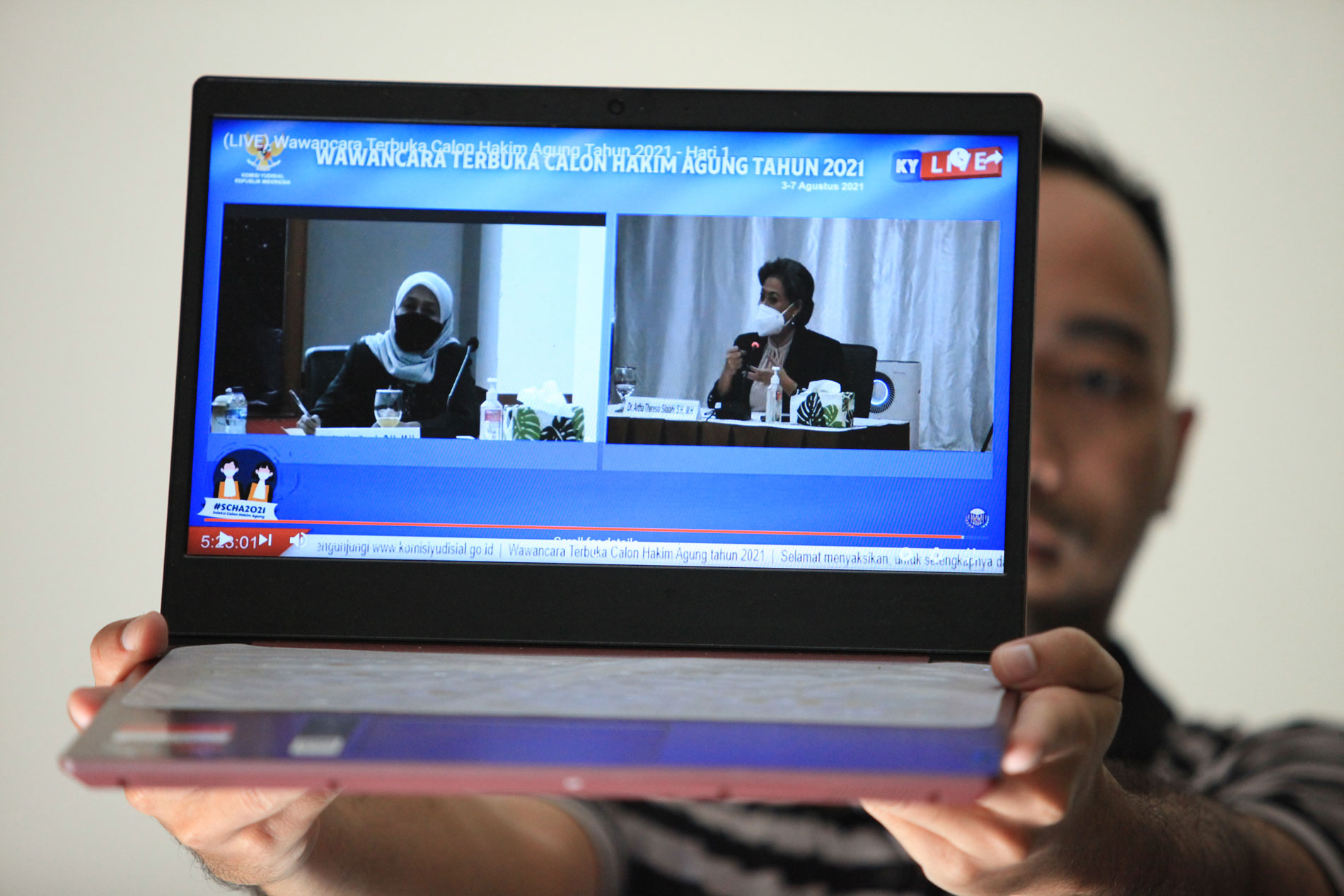 Wawancara Terbuka Calon Hakim Agung Tahun 2021 yang ditayangkan di kanal Youtube.com Komisi Yudisial.
(foto: TEMPO/ Gunawan Wicaksono)
