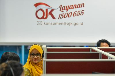 Layanan Otoritas Jasa Keuangan (OJK) di Jakarta.  Tempo/Tony Hartawan