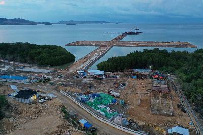 Proyek pembangunan Pelabuhan Multipurpose Wae Kelambu di Labuan Bajo, NTT, 10 November 2020. ANTARA/Dok BKIP Kemenhub