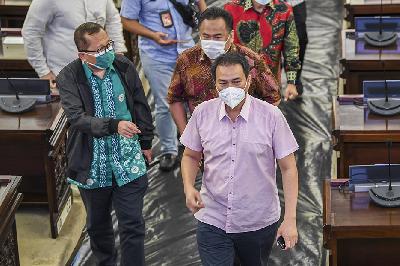 Wakil Ketua DPR Azis Syamsuddin (depan) saat mengikuti gladi sidang tahunan MPR dan pidato kenegaraan presiden di Kompleks Parlemen, Senayan, Jakarta, 15 Agustus 2021. ANTARA/Galih Pradipta