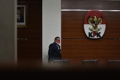 Ketua KPK Firli Bahuri dalam konferensi pers pemberhentian pegawai yang  tidak lulus tes wawasan kebangsaan di gedung Komisi Pemberantasan Korupsi, Jakarta, 15 September 2021. TEMPO/Imam Sukamto