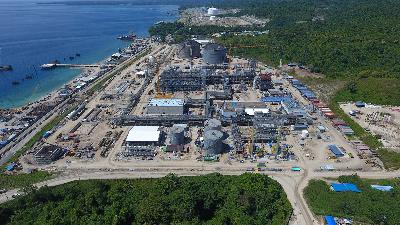 Banggai Ammonia Plant milik PT Panca Amara Utama yang proyek pembangunannya dikerjakan oleh PT Rekayasa Industri. (foto: http://www.rekayasa.com)