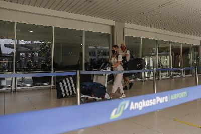 Turis asing di Bandara I Gusti Ngurah Rai, Kuta, Bali, 17 Juli 2020. Johannes P. Christo untuk TEMPO