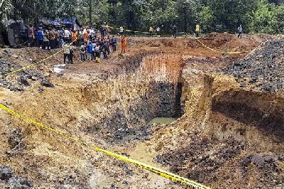 Tambang batu bara ilegal di Muara Enim, Sumatra Selatan, 22 Oktober 2020. ANTARA/Sabang Dipa