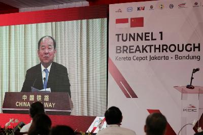 Peresmian Proyek Kereta Cepat Jakarta-Bandung Outlet Tunnel 1 Breakthrough di Jalan Tol Bekasi, Jawa Barat, 15 Desember 2020. maritim.go.id