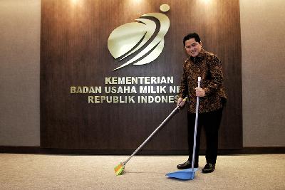 Menteri Badan Usaha Milik Negara (BUMN) Erick Thohir di Gedung BUMN, Jakarta. TEMPO / Hilman Fathurrahman W