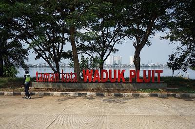 Taman Waduk Pluit, Jakarta. TEMPO/Muhammad Hidayat