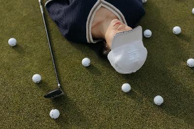 Golf memiliki banyak manfaat bagi kesehatan. Pexels/Cottonbro