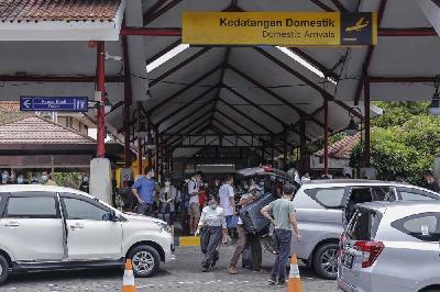 Suasana di terminal kedatangan domestik Bandara I Gusti Ngurah Rai, Bali. Johannes P. Christo