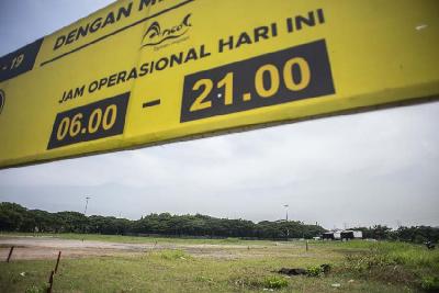 Suasana lokasi yang akan menjadi tempat dibangunnya Jakarta International E-Prix Circuit (JIEC) di kawasan Taman Impian Jaya Ancol, Jakarta, 22 Desember 2021. ANTARA/Aprillio Akbar