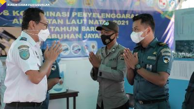 Pelaksana Tugas (Plt) Direktur Jenderal Perhubungan Laut, Arif Toha memantau dan meninjau Posko Nataru di Pelabuhan Jayapura, Kamis, 23 Desember 2021.