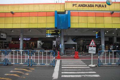 Suasana Terminal Keberangkatan Bandara Halim Perdanakusuma di Jakarta, 20 Maret 2021. TEMPO/Hilman Fathurrahman W