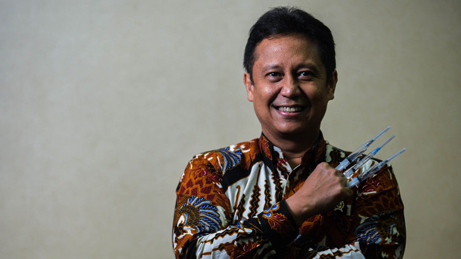 Menteri Kesehatan Budi Gunadi Sadikin di Kementerian Kesehatan, Jakarta, 31 Desember 2021.  TEMPO/Tony Hartawan