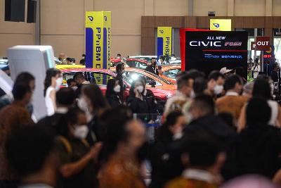 Suasana pameran otomotif Gaikindo Indonesia International Auto Show (GIIAS) 2021 di ICE BSD City, Tangerang, 11 November 2021. TEMPO/Tony Hartawan