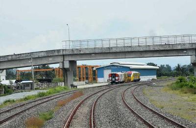 Jalur kereta api Makassar - Pare-pare. kppip.go.id
