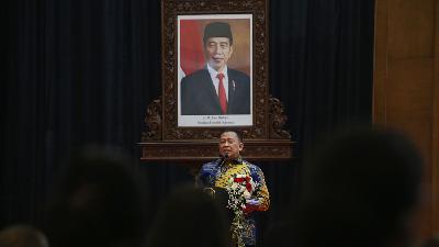 Ketua MPR Bambang Soesatyo menyampaikan pidato dalam Seminar Nasional MPR di Kompleks Parlemen, Senayan, Jakarta, 11 November 2021. TEMPO/M Taufan Rengganis