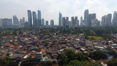 Pemukiman padat penduduk di Jakarta. TEMPO/Subekti.