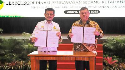 Menteri Pertanian Syahrul Yasin Limpo dan Kepala BPKP Muhammad Yusuf Ateh menandatangani Nota kesepahaman pengawasan internal untuk memperkuat target dan capaian program Kementan.