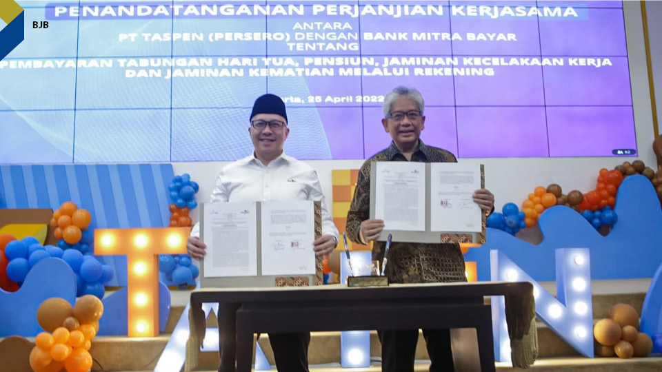 Penandatanganan perjanjian kerja sama antara PT. Bank Pembangunan Daerah Jawa Barat dan Banten Tbk (bank bjb) dengan PT Taspen (Persero) untuk terus meningkatkan layanan terhadap nasabah pensiunan.