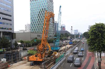 Proyek MRT Fase II di Jakarta, 2021. TEMPO/Subekti.