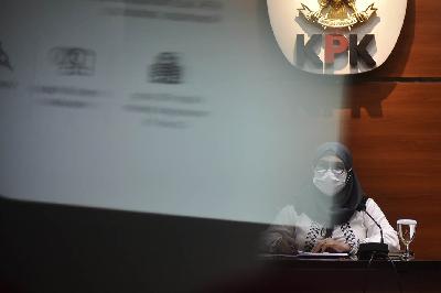 Wakil Ketua KPK, Lili Pintauli Siregar di gedung Komisi Pemberantasan Korupsi, Jakarta, Rabu, 18 Agustus 2021. TEMPO/Imam Sukamto