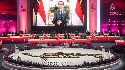 President Joko Widodo is seen on a screen delivering his speech during G20 finance ministers and central bank governors meeting (FMCBG) at the Jakarta Convention Center, Jakarta, February 17.
Hafidz Mubarak A /Pool via REUTERS
