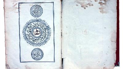 Alquran cetakan tertua di Indonesia bahkan se-Asia Tenggara, yang menjadi benda warisan keluarga Abd Azim Amin. seamushaf.kemenag.go.id