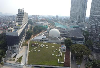Foto udara proyek revitalisasi Taman Ismail Marzuki (TIM) di Cikini, Jakarta, 11 Maret 2022. TEMPO/ Hilman Fathurrahman W