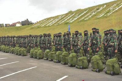 Prajurit TNI Bataliyon Raider Khusus 114 Satria Musara Kabupaten Bener Meriah di Bandara Rembele, Bener Meriah, Aceh, 26 Juli 2021. ANTARA/HO-Kominfo Bener Meriah

