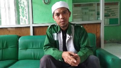 Abdul Aziz, Sekretaris Khalifah Abdul Qadir Hasan Baraja, di Kantor Pusat Khilafatul Muslimin, Bandar Lampung, 10 Juni 2022. TEMPO/Hendry Sihaloho