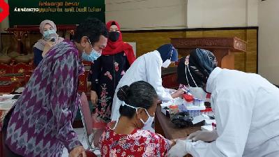 Ajinomoto Indonesia melakukan penelitian Elderly Project guna meningkatkan status gizi lansia dengan penerapan Bijak Garam.