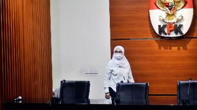 Ketua KPK, Lili Pintauli Siregar, di gedung Komisi Pemberantasan Korupsi, Jakarta,   Mei 2021. TEMPO/Imam Sukamto