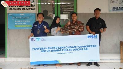 The Handing of 250 Kentongan Purwokerto for The Dukuh Dai Smart Room.