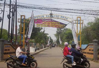 Suasana Kelurahan Kutajaya yang meraih juara 1 kampung keluarga berkualitas tingkat nasional di Kutajaya, Pasar Kemis, Kabupaten Tangerang. TEMPO/JONIANSYAH HARDJONO