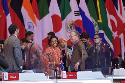 Pertemuan hari kedua Menteri Keuangan dan Gubernur Bank Sentral (FMCBG) G20 di Nusa Dua, Bali, 16 Juli 2022. ANTARA/Nyoman Budhiana