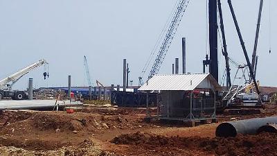 Construction of the Tanjung Jati A Cirebon Coal-Fired Steam Power Plant, February 2019.
facebook.com
