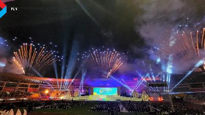 Pembukaan ASEAN Para Games XI di Stadion Manahan Solo, Jawa Tengah, Sabtu 30 Juli 2022.