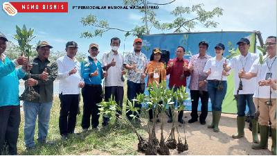 PT Permodalan Nasional Madani (PNM) planted 7,000 mangroves with the Provincial Government of North Sumatra in Pantai Lama, Paluh Atong Hamlet, Tanjung Rejo Village, Medan on Thursday, July 28, 2022.