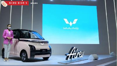 Peluncuran perdana Wuling Air ev di Indonesia pada ajang Periklindo Electric Vehicle Show (PEVS) 2022