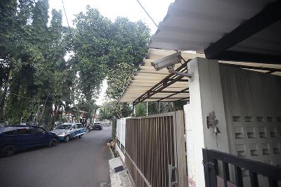 CCTV yang dipasang di depan kediaman Kadiv Propam Polri Irjen Ferdy Sambo di Kompleks Polri, Duren Tiga, Jakarta, 15 Juli 2022. TEMPO/Subekti