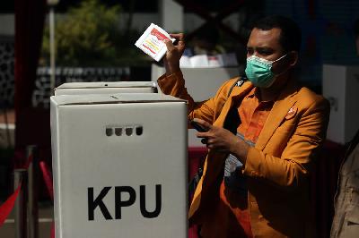 Simulasi pemungutan suara untuk Pemilu 2024 di Kantor KPU RI, Jakarta, 22 Maret 2022. Dokumentasi TEMPO/Muhammad Hidayat