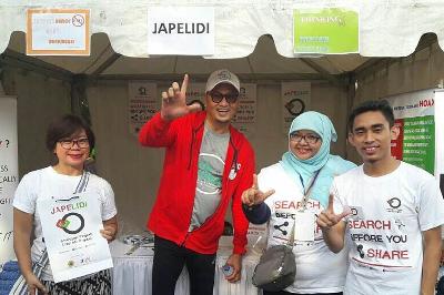 Anggota Japelidi mengikuti Siberkreasi Netizen Fair di hari bebas kendaraan di Jakarta, November 2017. Instagram/ Japelidi