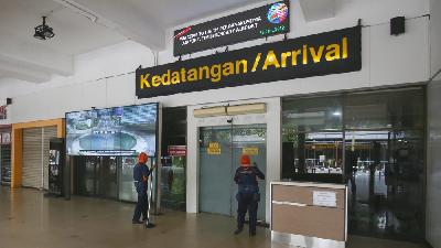 Aktivitas di Bandara Halim Perdanakusuma, Jakarta, pada 26 Januari 2022. Dok.TEMPO/Muhammad Hidayat