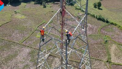 Pembangunan jaringan tol listrik di Sumatera.