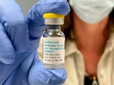 Vaksin Cacar Monyet di Oakland County Health Division, Pontiac, Michigan, Amerika Serikat, 11 Agustus 2022. Reuters
